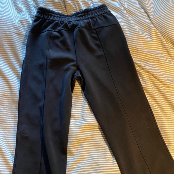 Softstreme High Rise Straight Leg Cropped - Picture 2 of 5